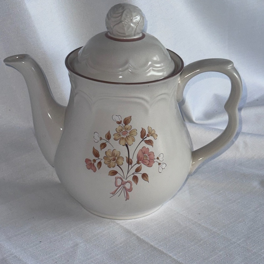 Cordella Floral Tea Pot MCM Burnet Japan 9" VTG Flowers Cottage Granny Mauve